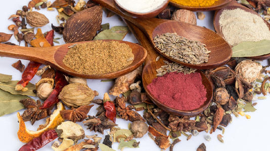 中藥建立可溯源係統，發揚中藥文化